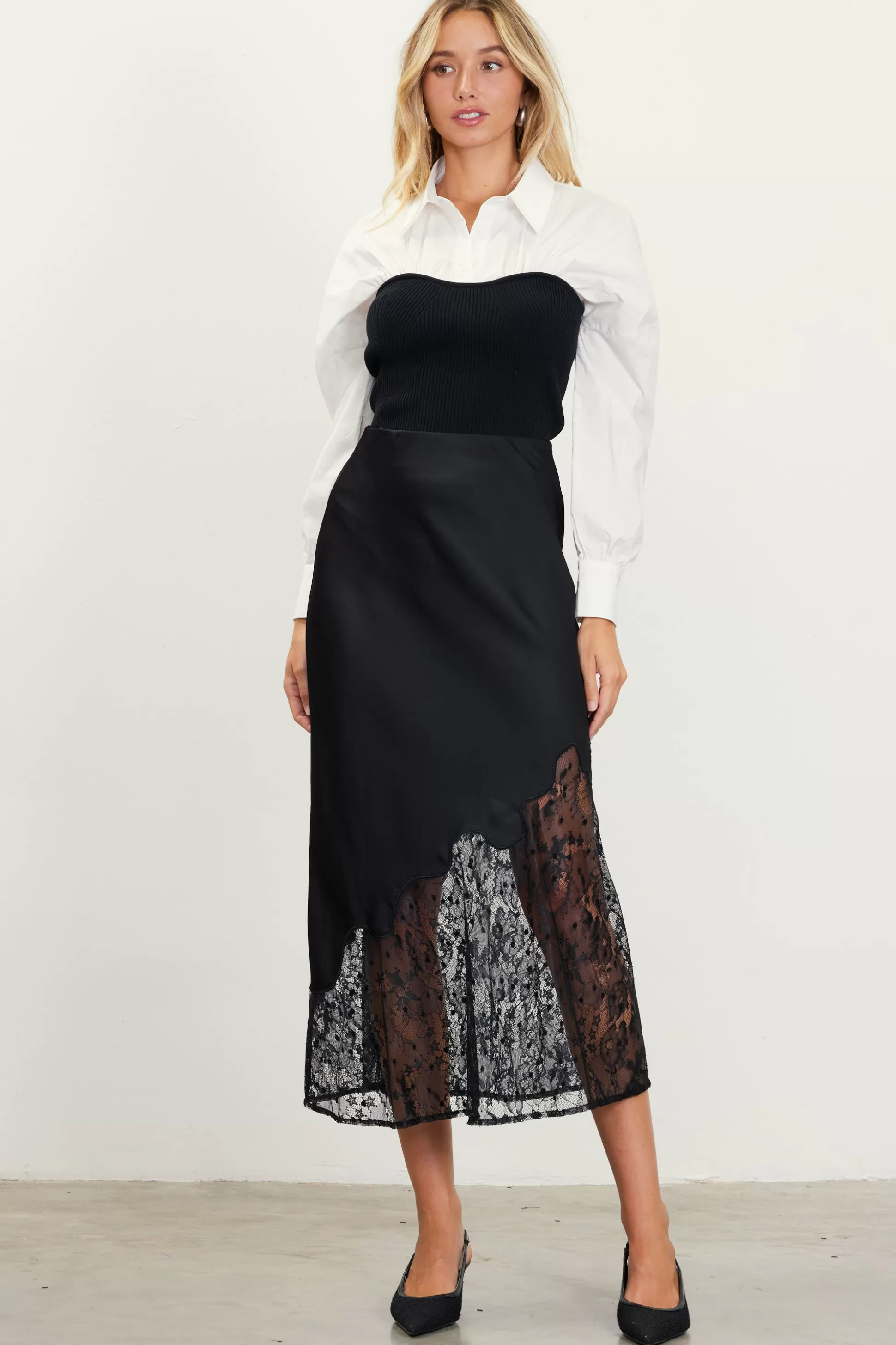 SKIES ARE BLUE Skirts>Asymmetrical Lace Satin Skirt Black