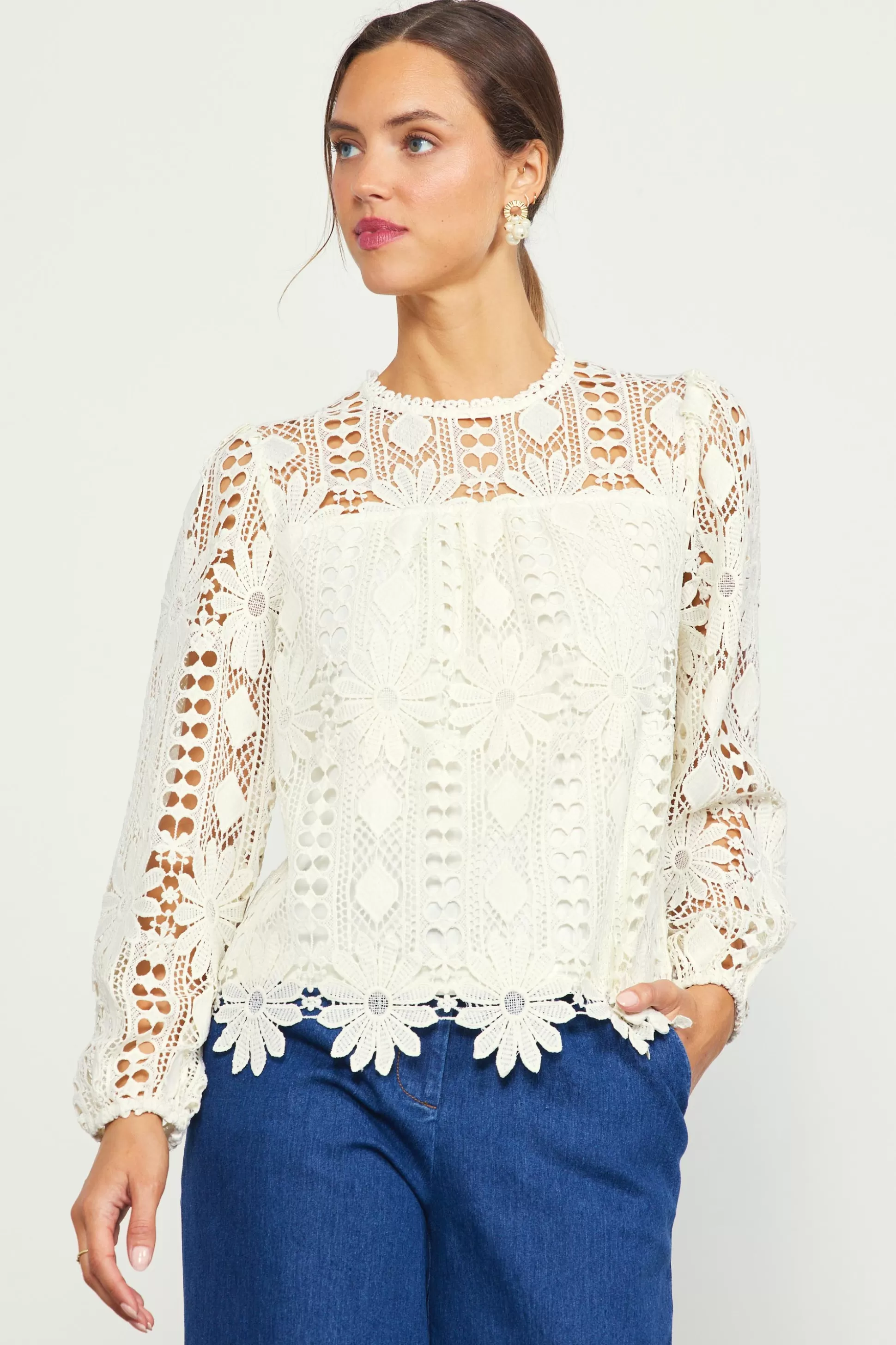 SKIES ARE BLUE Blouses | Long Sleeve Tops>Eyelet Lace Longsleeve Blouse Cream