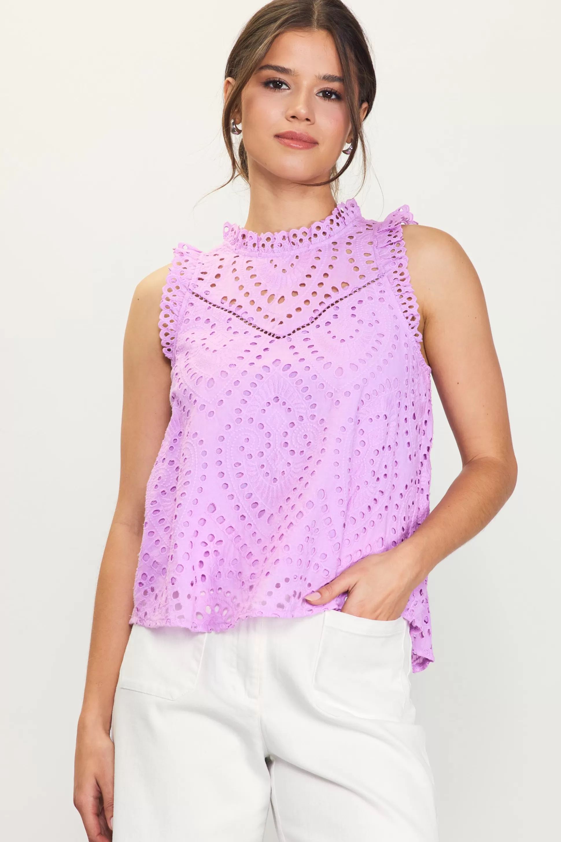 SKIES ARE BLUE Sleeveless Tops>Eyelet Lace Top Pinklavender