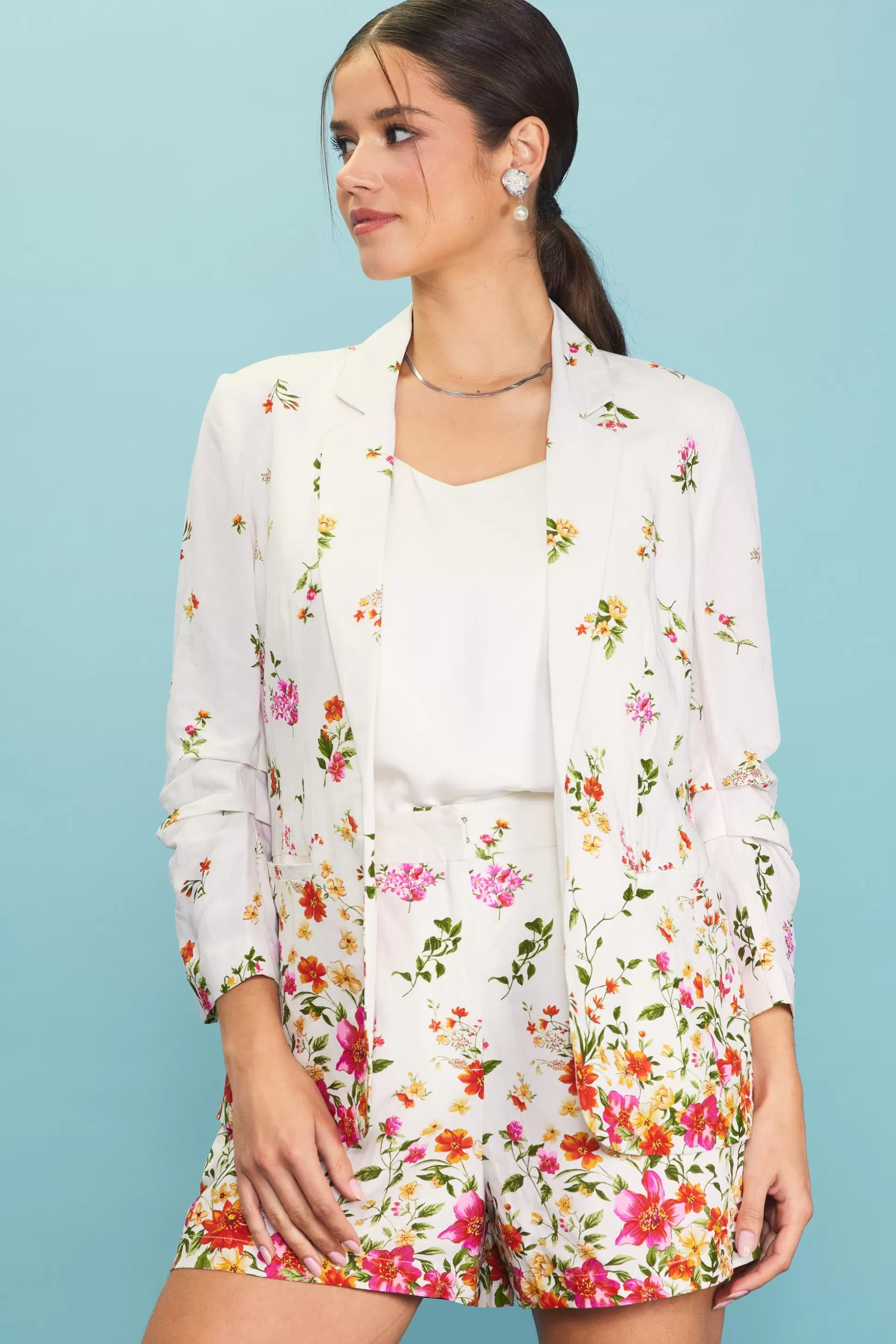 SKIES ARE BLUE Blazers>Floral Motif Print Blazer Ivory-red