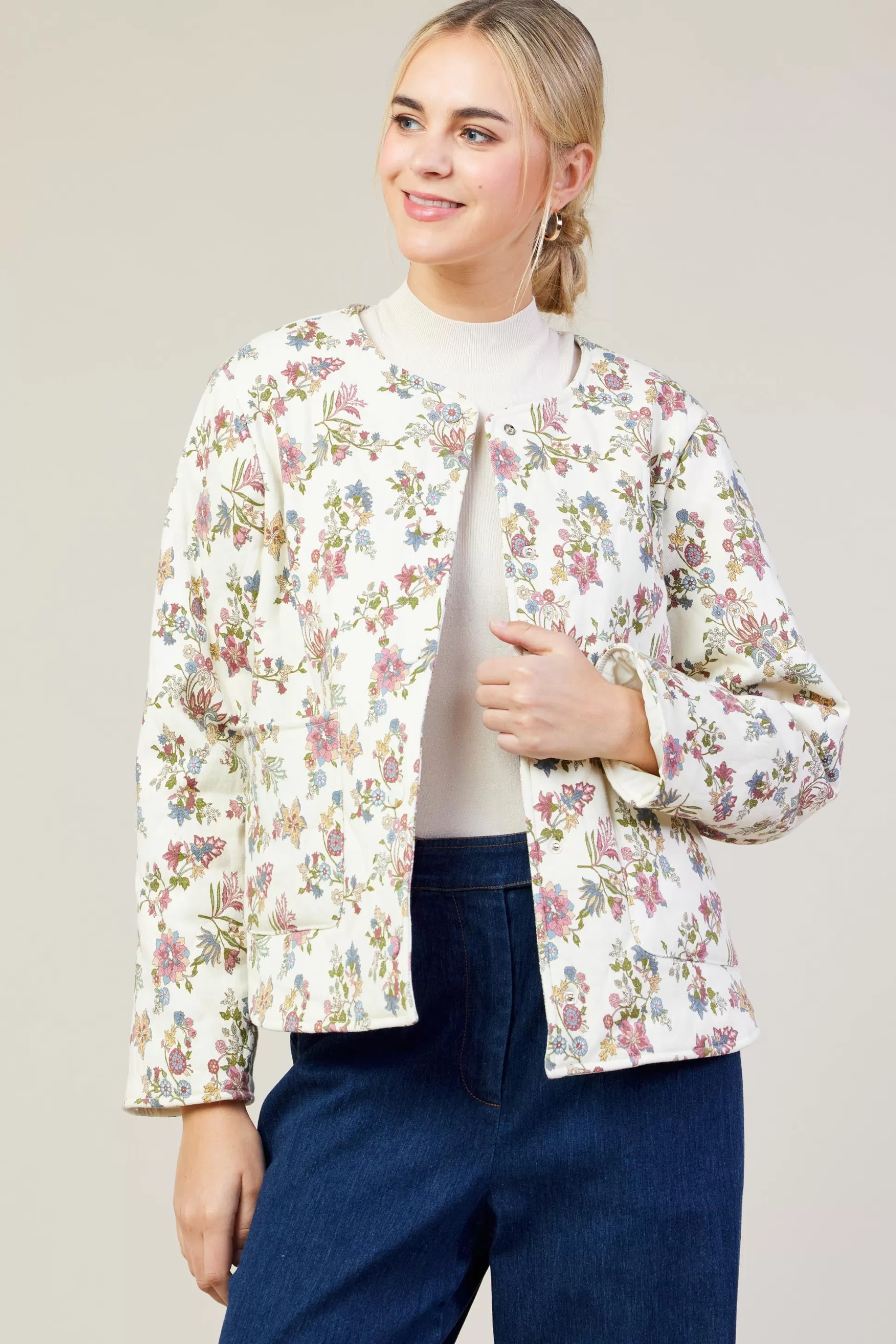 SKIES ARE BLUE Outerwear>Floral Print Quilted Jacket Ivory-multi