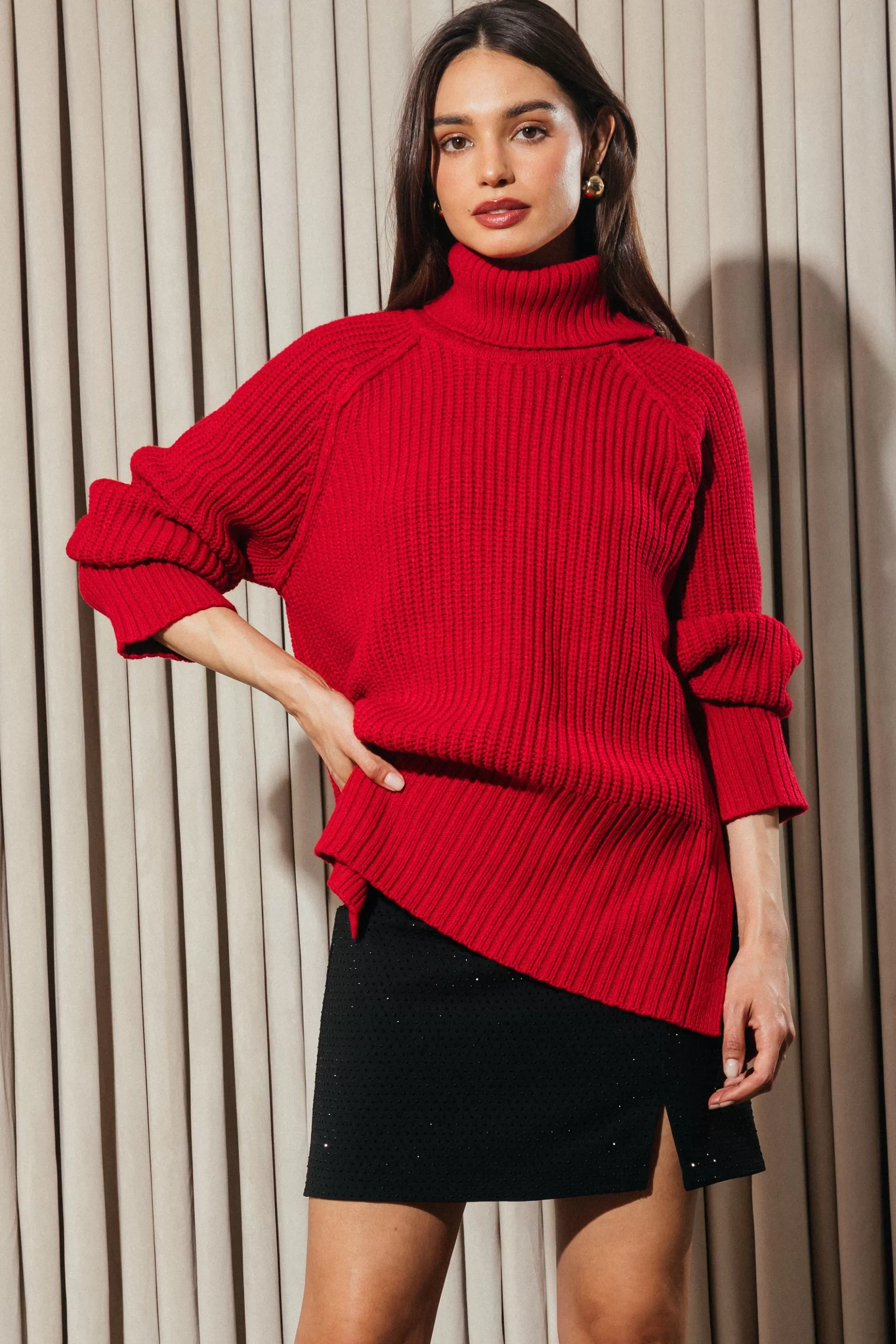 SKIES ARE BLUE Sweaters>Irene Turtleneck Sweater Red