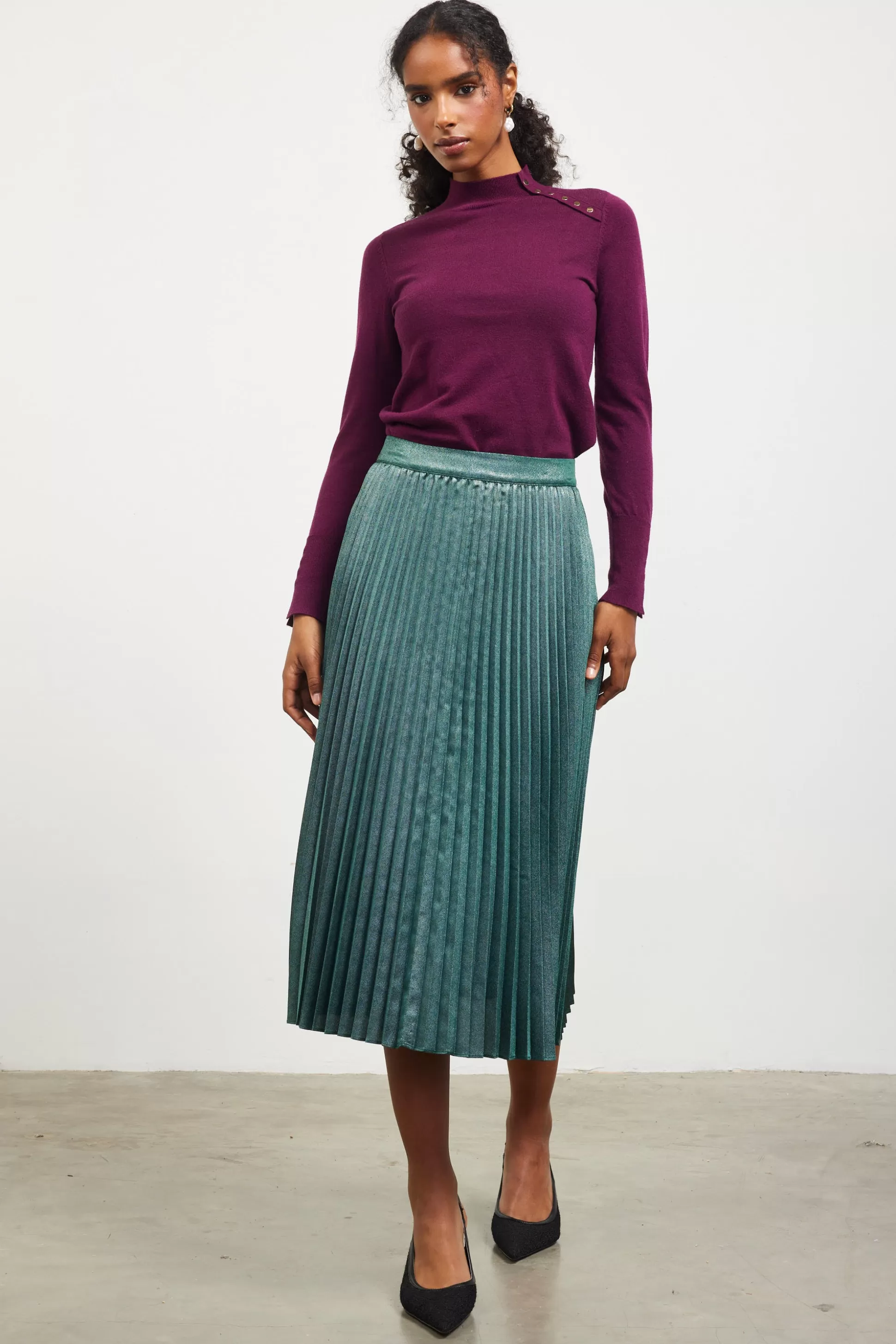 SKIES ARE BLUE Skirts>Metallic Foil Pleated Midi Skirt Astrogreen