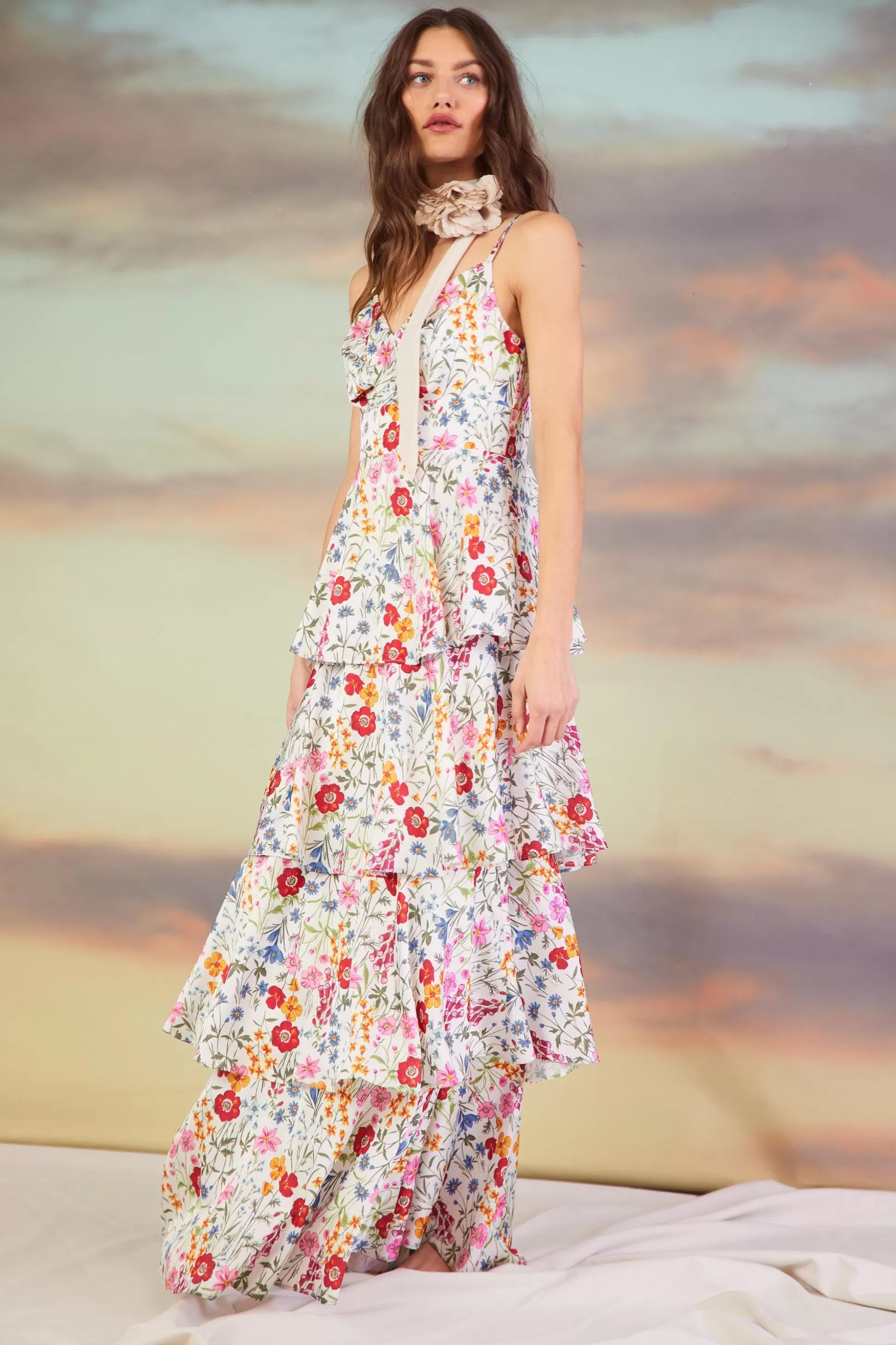 SKIES ARE BLUE Maxi Dresses>Natalia Floral Tiered Maxi Dress White-red