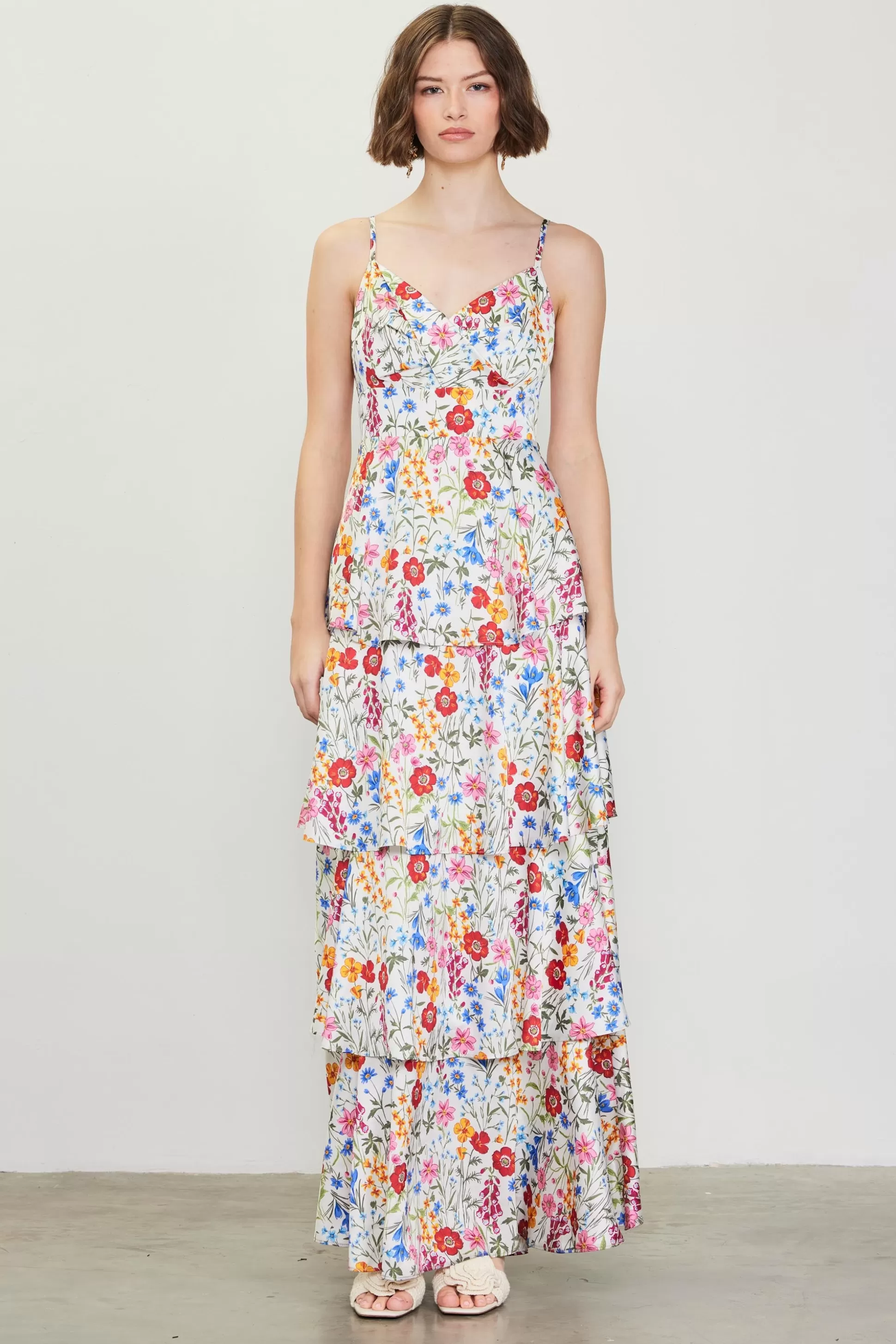 SKIES ARE BLUE Maxi Dresses>Natalia Floral Tiered Maxi Dress White-red