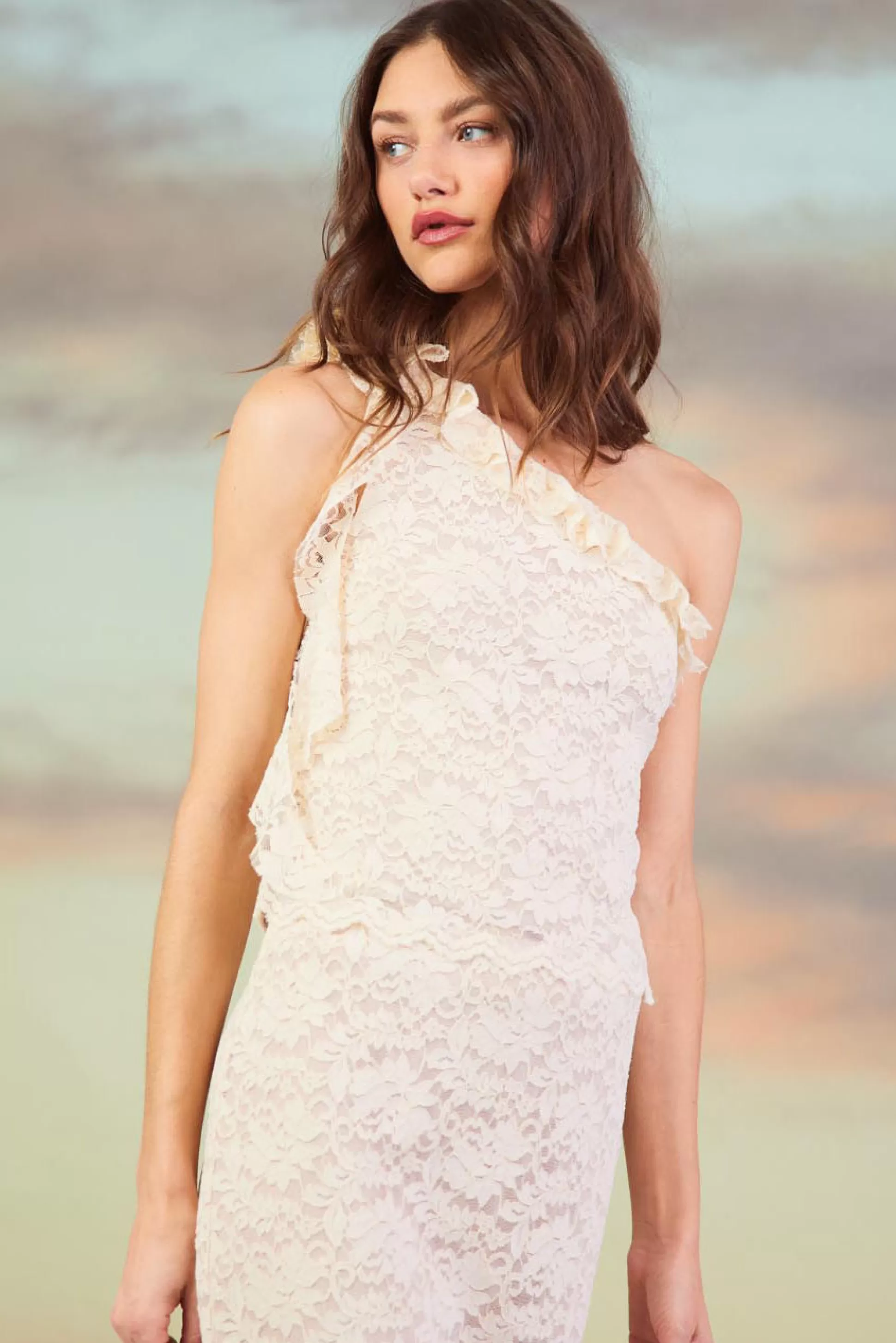 SKIES ARE BLUE Sleeveless Tops>One Shoulder Ruffle Trim Lace Top Ivory