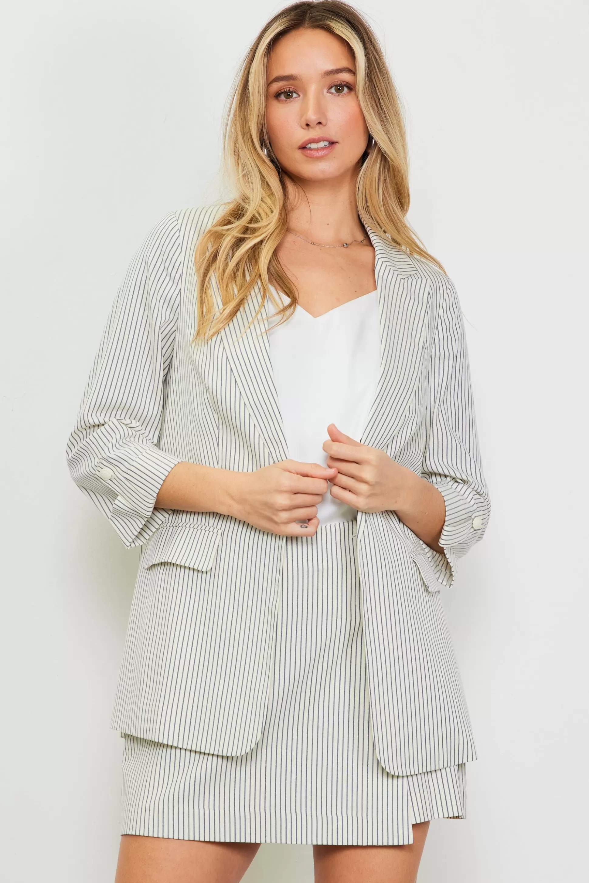 SKIES ARE BLUE Blazers>Pinstriped Rolled Sleeve Blazer Ivory-navy