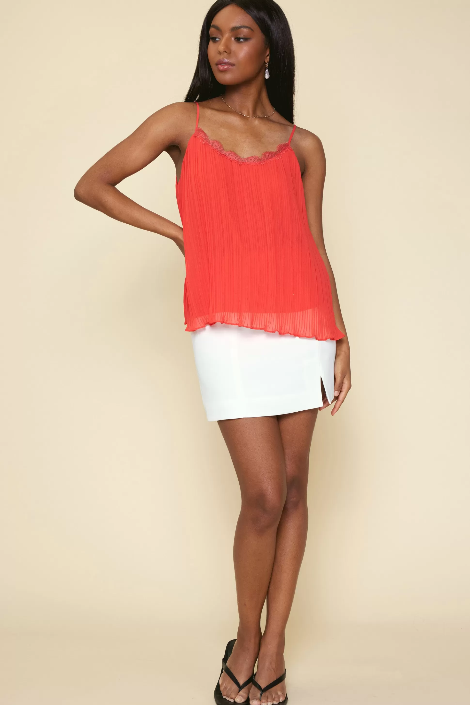 SKIES ARE BLUE Sleeveless Tops>Pleated Lace Detail Cami Top Coralred