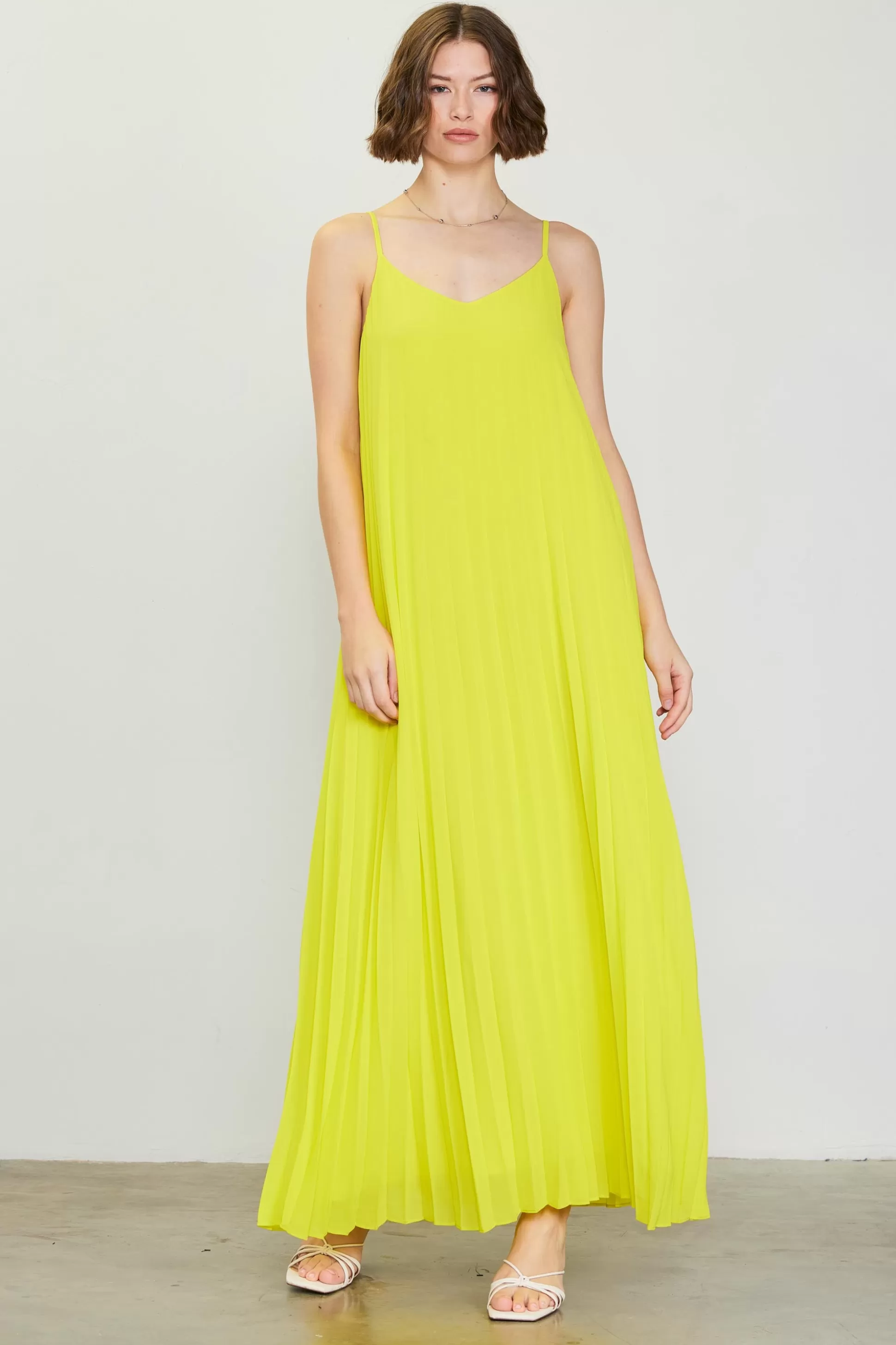 SKIES ARE BLUE Maxi Dresses>Pleated Maxi Dress Limeyellow