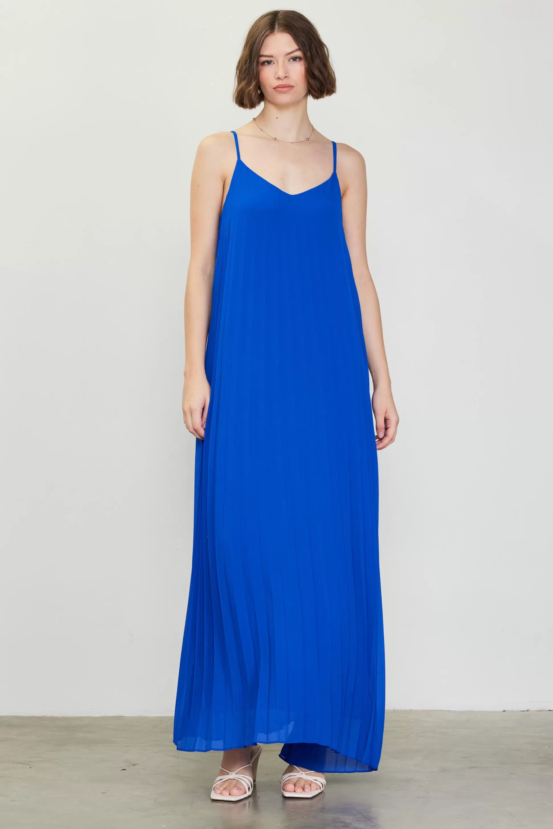 SKIES ARE BLUE Maxi Dresses>Pleated Maxi Dress Neonblue