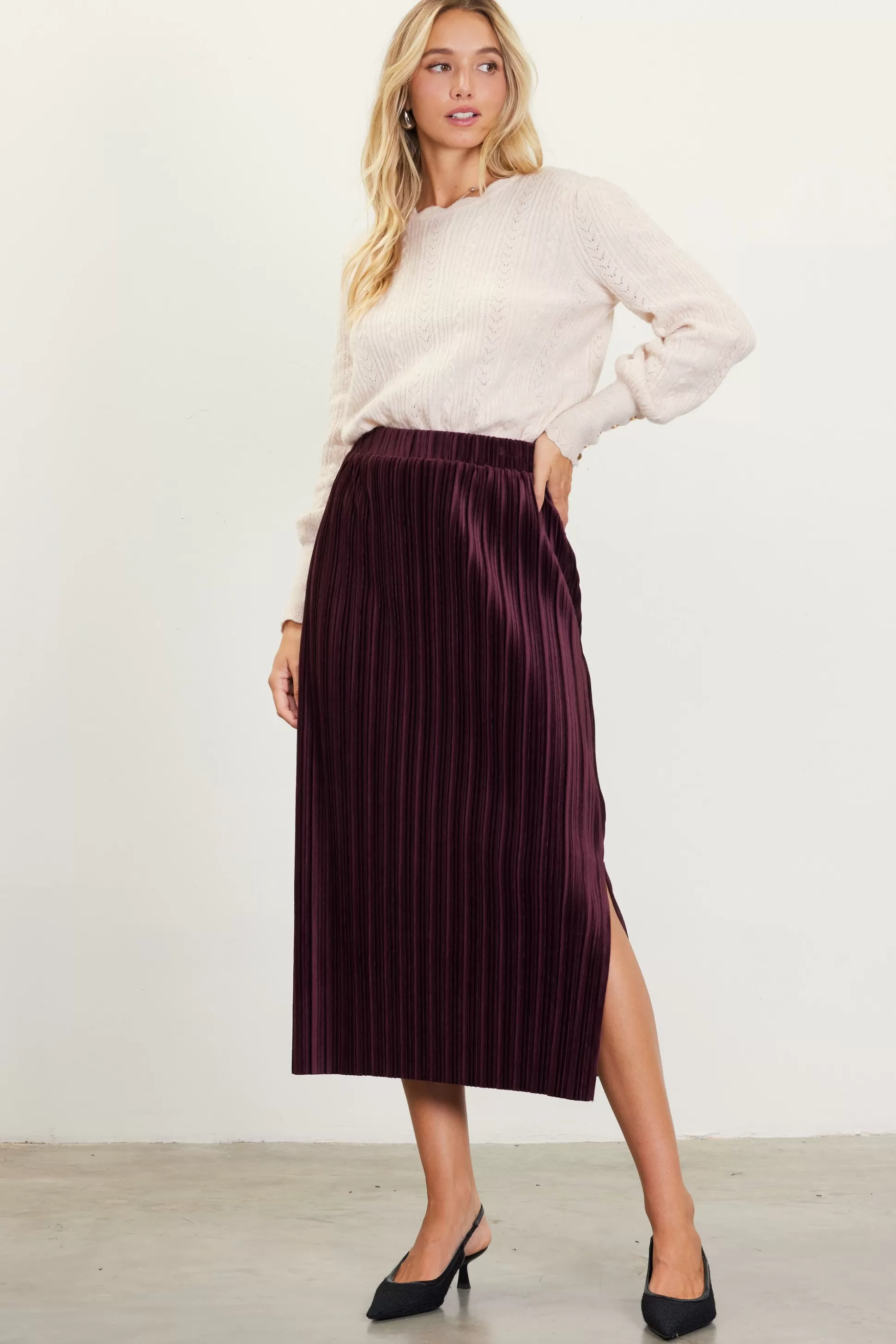 SKIES ARE BLUE Skirts>Pleated Velvet Midi Skirt Chocolate