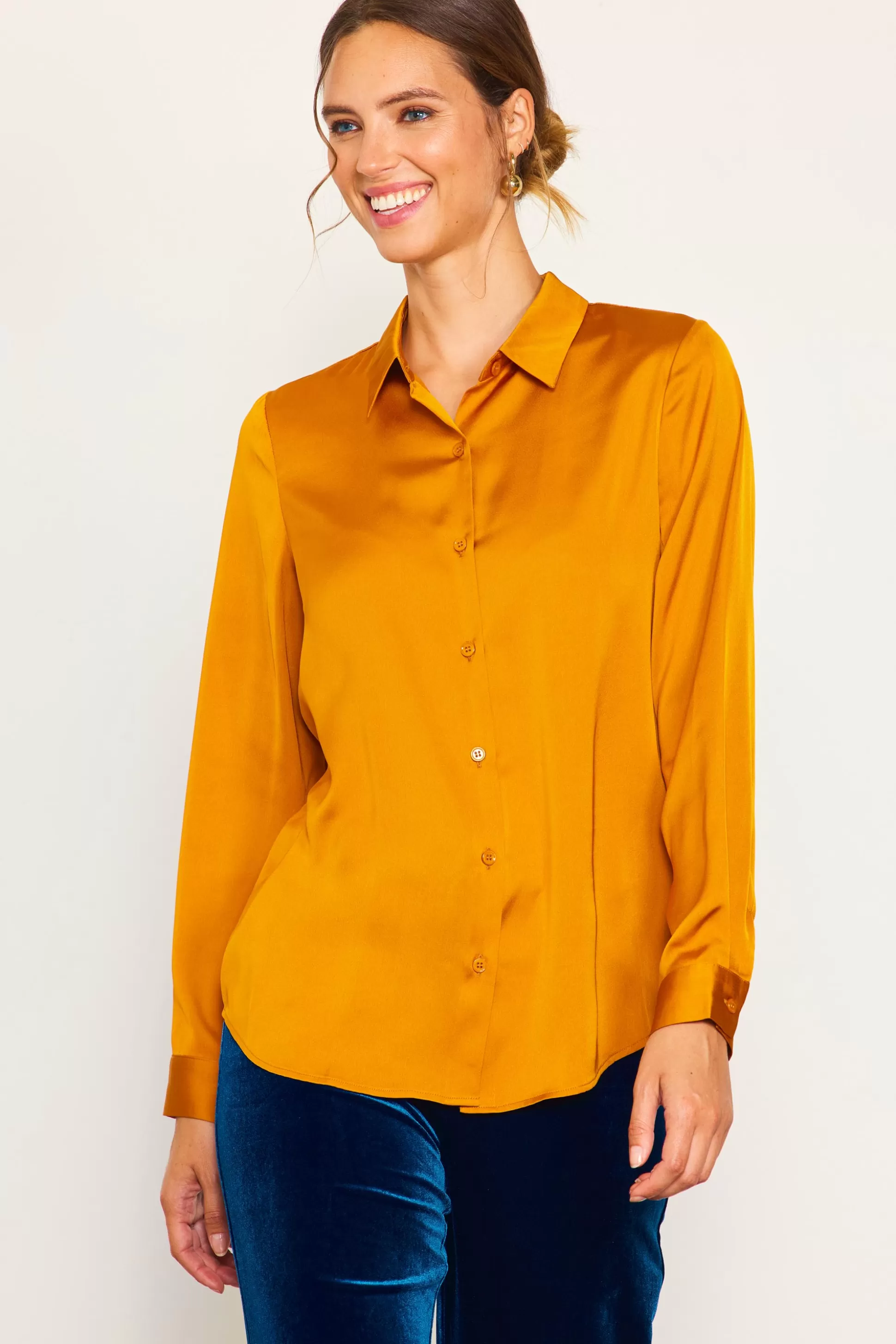 SKIES ARE BLUE Long Sleeve Tops>Recycled Classic Button Down Top Mustard