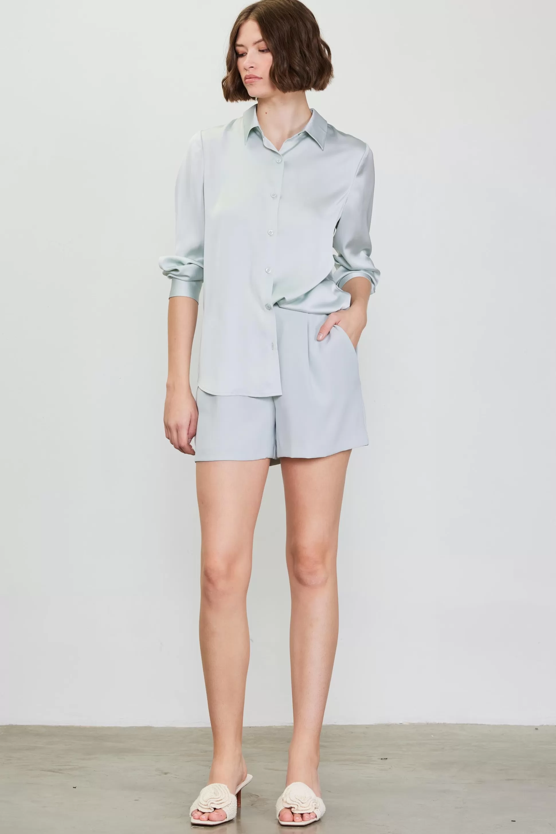 SKIES ARE BLUE Blouses | Long Sleeve Tops>Recycled Classic Button Down Top Dovegrey