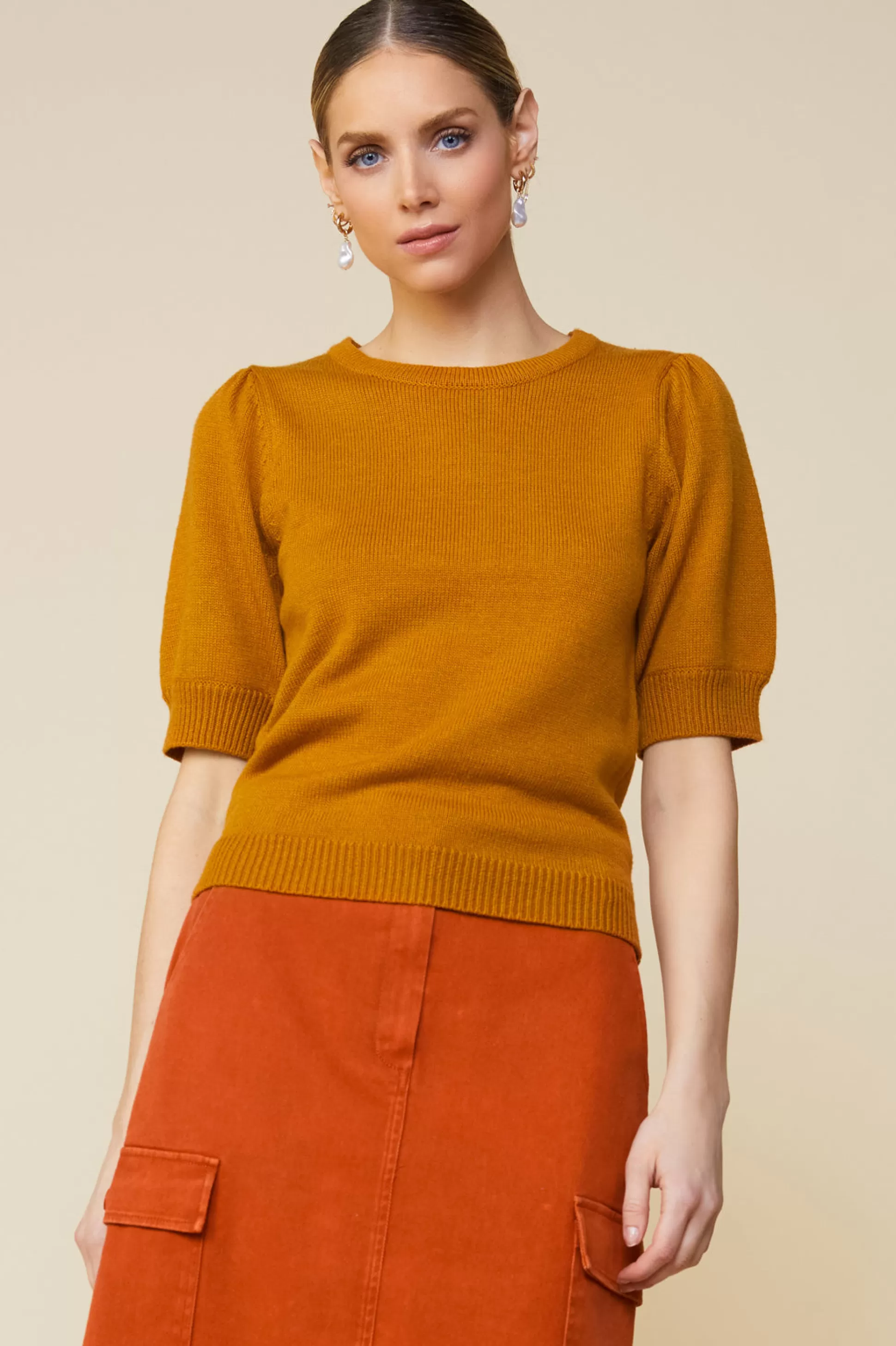 SKIES ARE BLUE Sweaters>Recycled Yarn Short Sleeve Sweater Gingerbrown