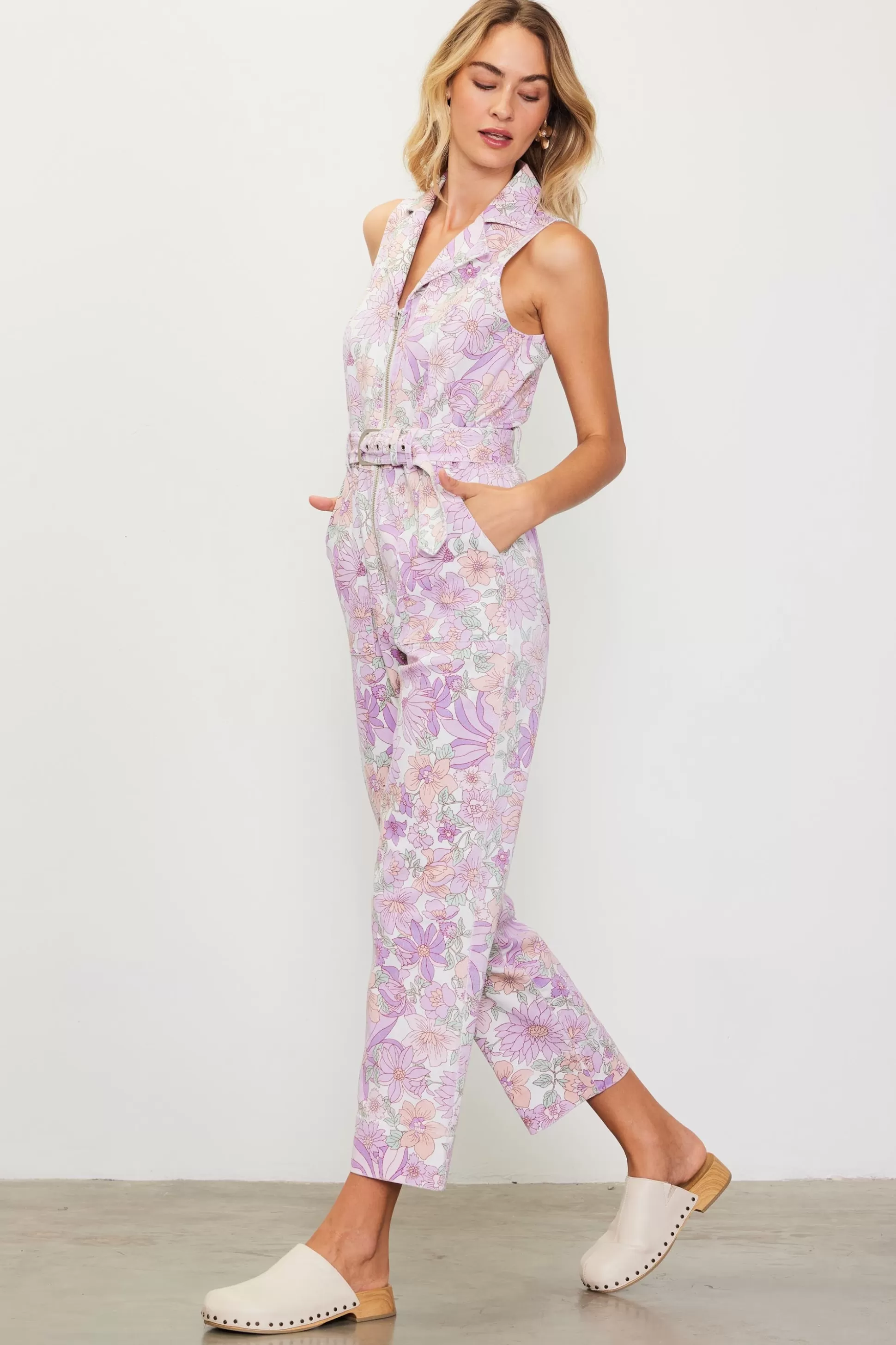 SKIES ARE BLUE Jumpsuits>Retro Floral Belted Zip Jumpsuit Lavender