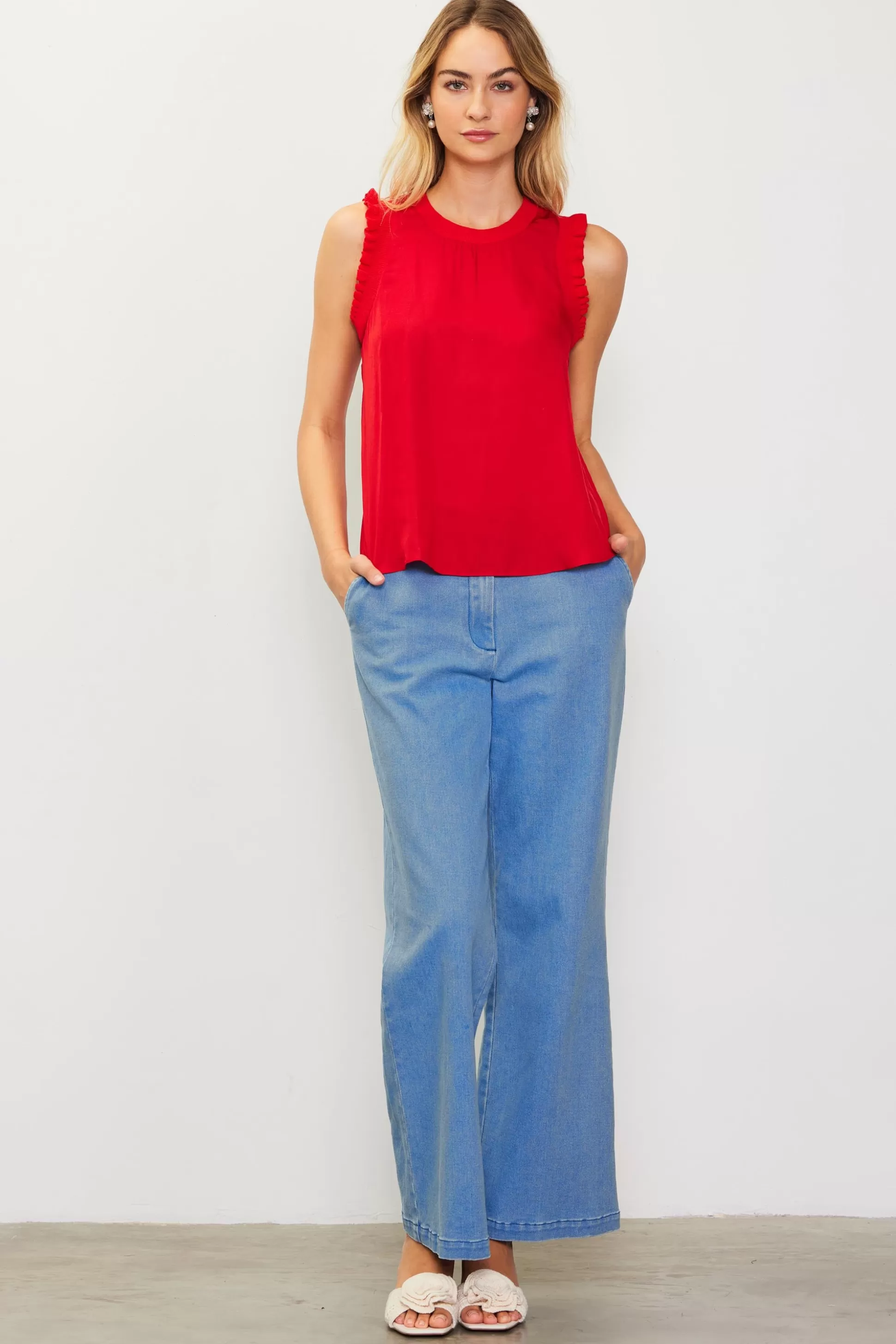 SKIES ARE BLUE Sleeveless Tops>Ruffle Detail Woven Top Radiantred