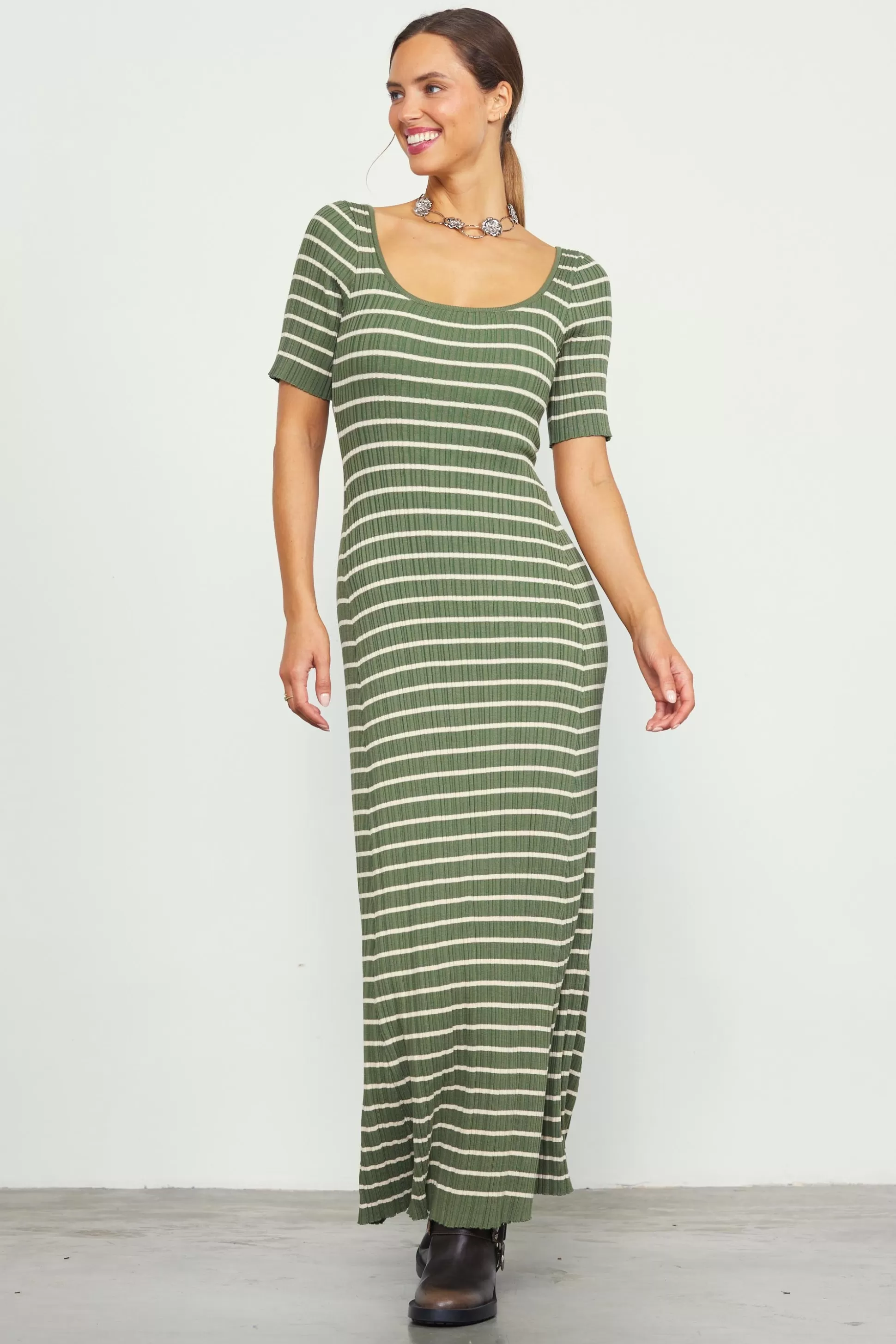 SKIES ARE BLUE Maxi Dresses>Short Sleeve Striped Knit Maxi Dress Olive-cream