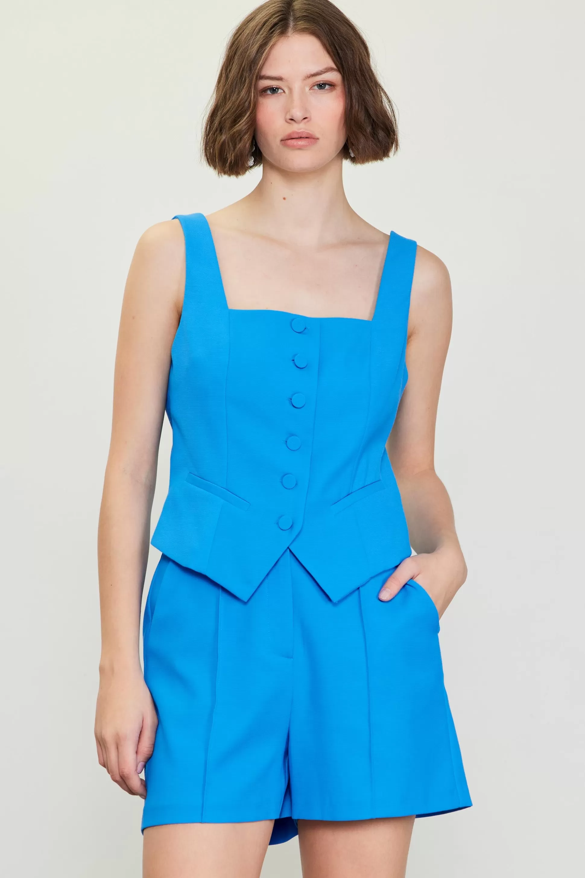 SKIES ARE BLUE Sleeveless Tops>Square Neck Button Vest Malibublue