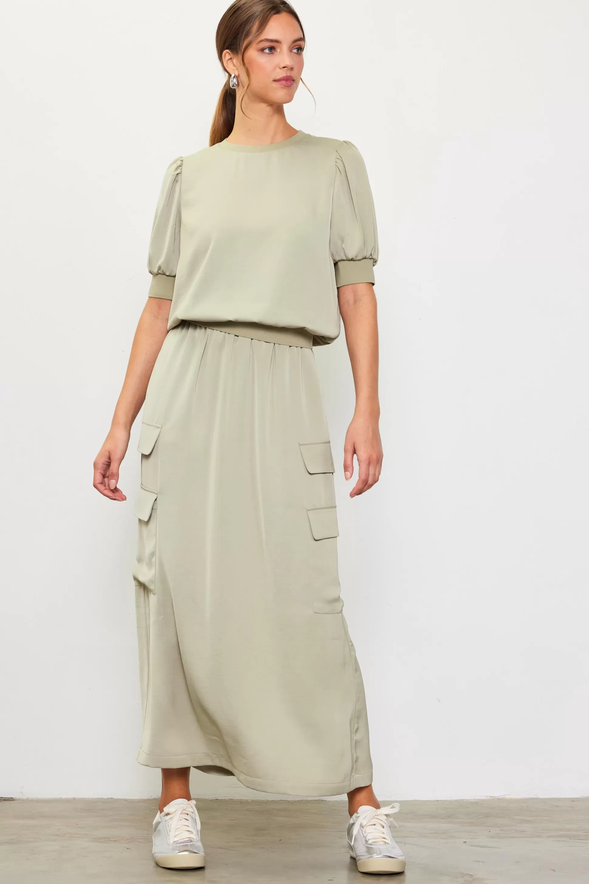 SKIES ARE BLUE Skirts>Utility Cargo Pocket Midi Skirt Sage