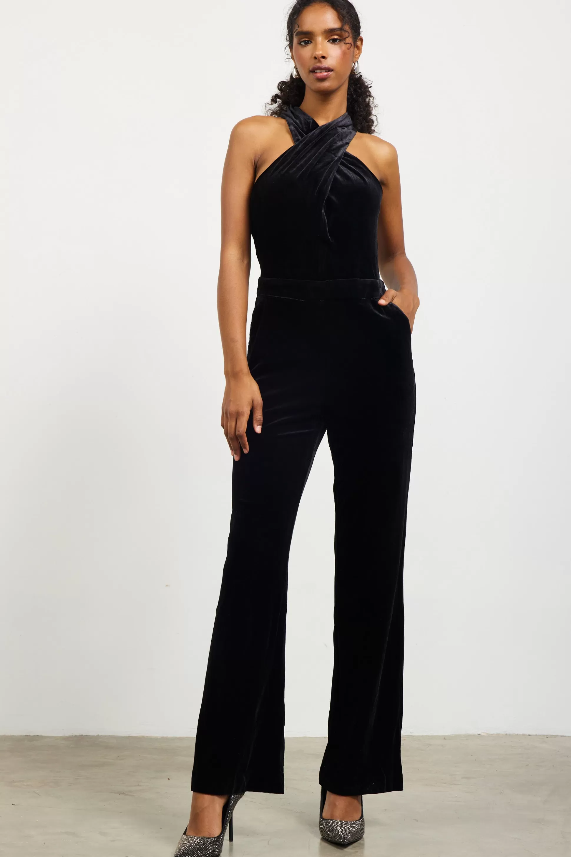 SKIES ARE BLUE Jumpsuits>Velvet Halter Neck Jumpsuit Black