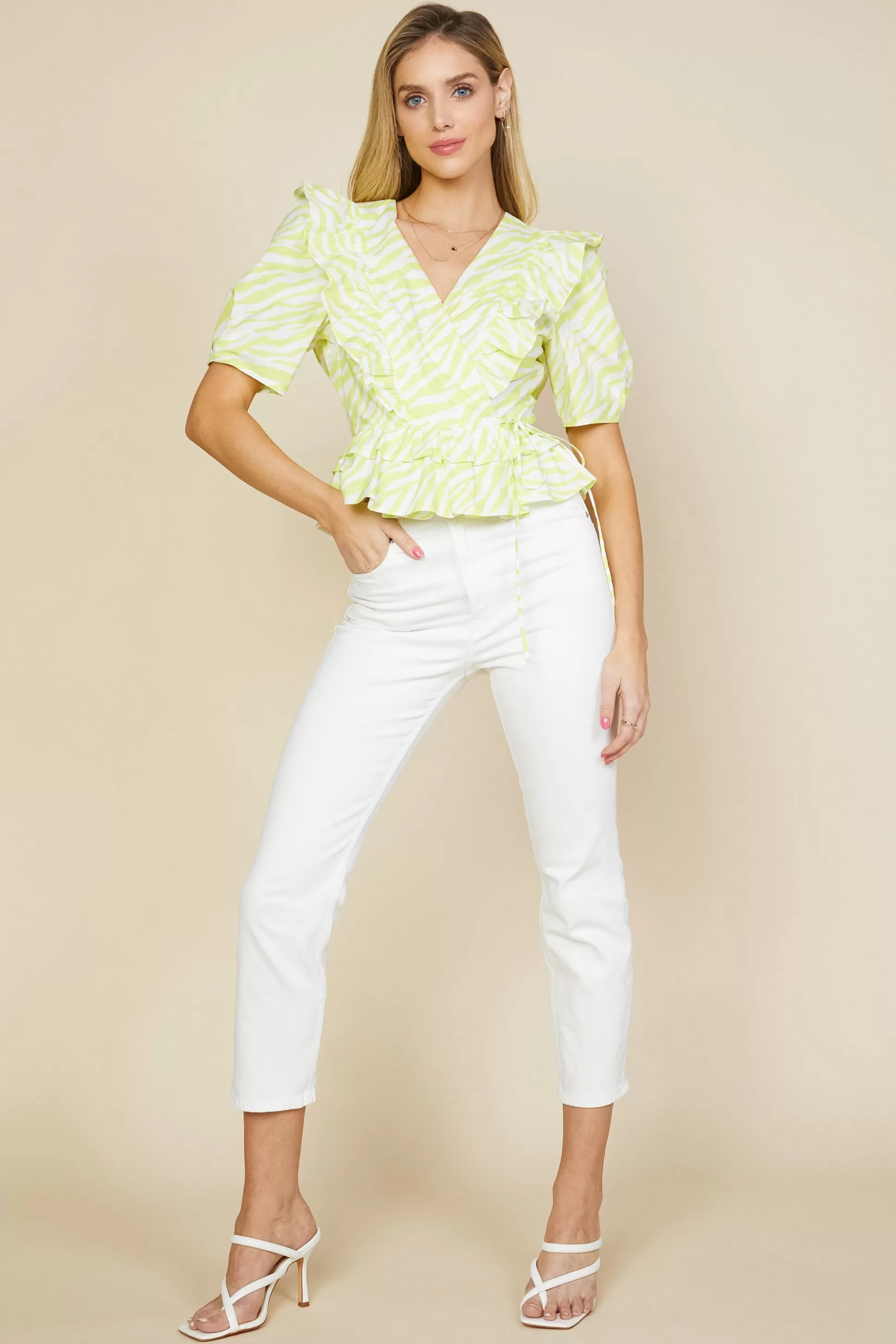 SKIES ARE BLUE Short Sleeve Tops>Zebra Print Peplum Top Limeyellow